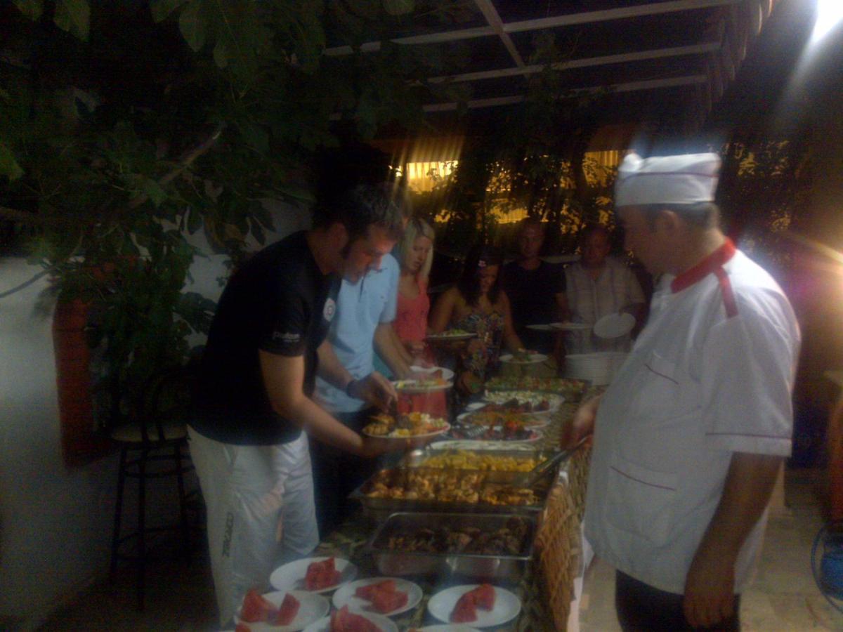 Kemalbutik Hotel Μαρμαρίς Εξωτερικό φωτογραφία