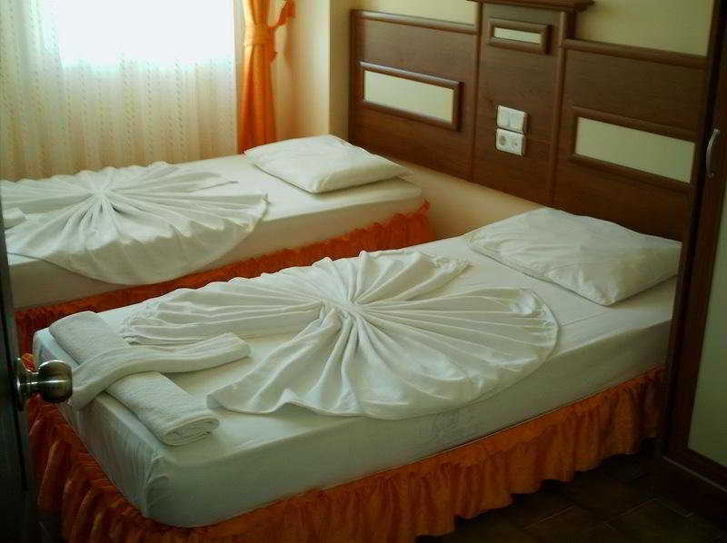 Kemalbutik Hotel Μαρμαρίς Εξωτερικό φωτογραφία